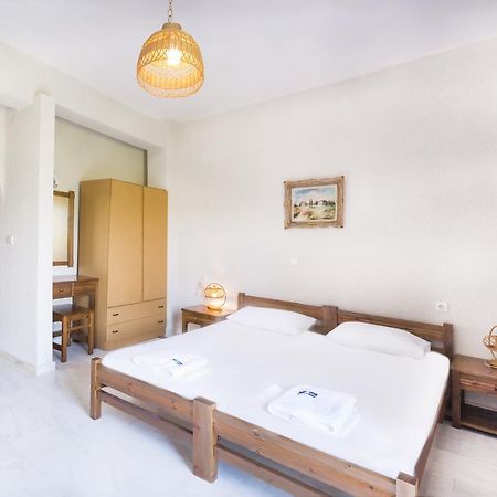 Studios Margarita Πεταλίδι Εξωτερικό φωτογραφία